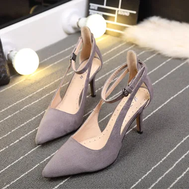 2019 primăvara și vara modele versiunea coreeană a subliniat stilet tocuri de pantofi de o persoană de sex feminin cuvânt catarama cu pantofi de piele de căprioară