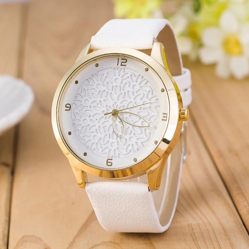 Fierbinte de vânzare din piele ceas de moda pentru femei model gol frunze de forma pointer cuarț de înaltă calitate femei ceasuri nouă scădere a prețurilor