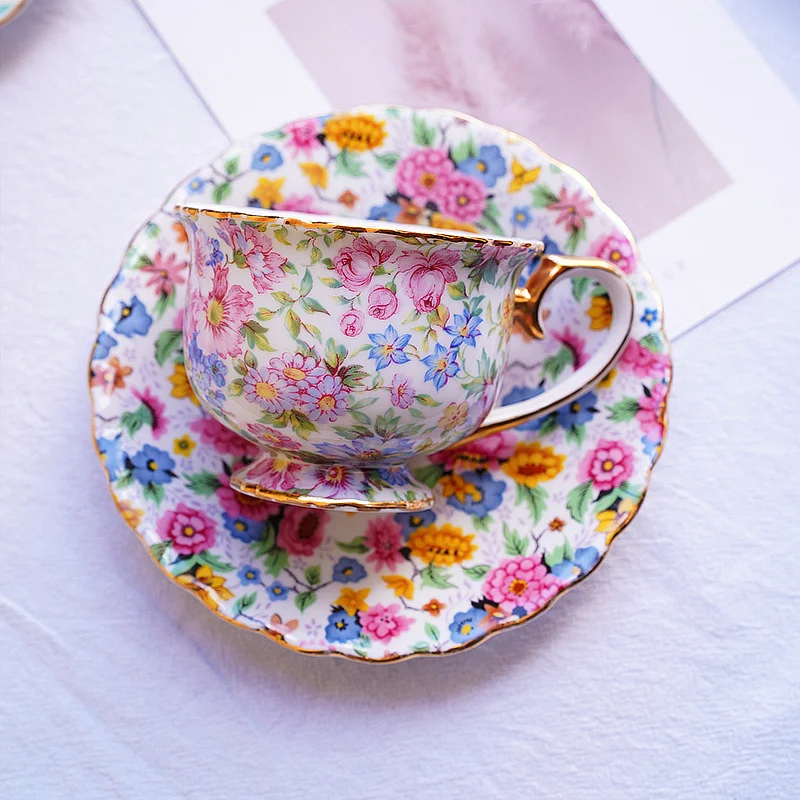 European stil Britanic flori mici cu chenar de aur de floare de model ceramice după-amiază ceașcă de ceai set de plăci de ceașcă de cafea