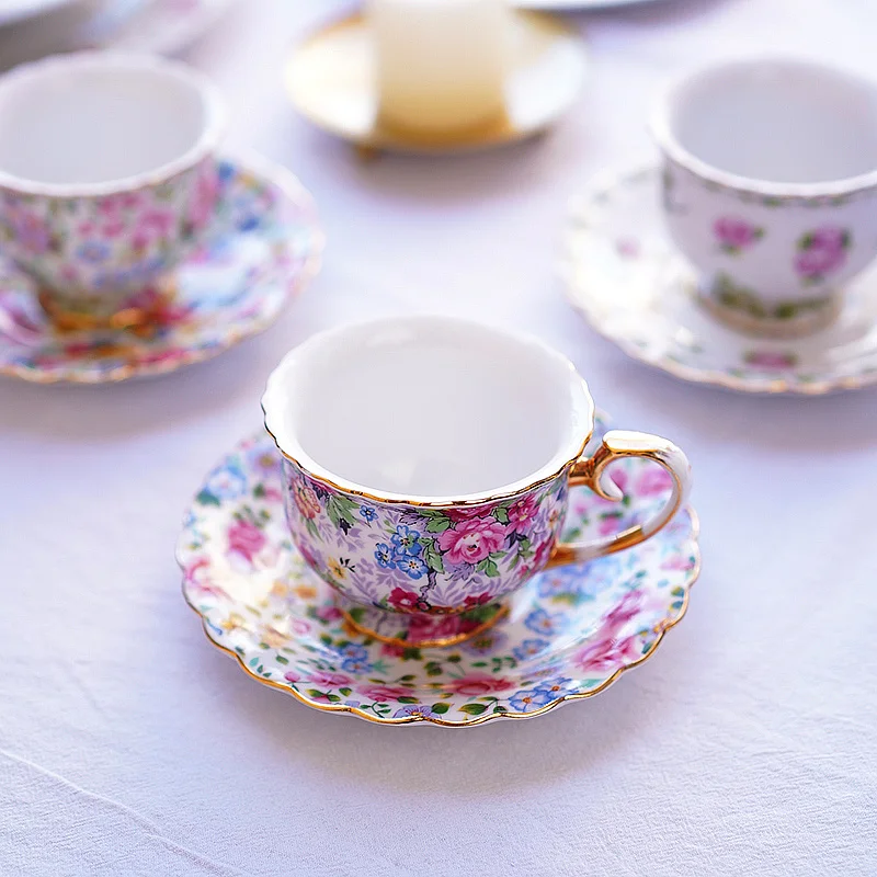 European stil Britanic flori mici cu chenar de aur de floare de model ceramice după-amiază ceașcă de ceai set de plăci de ceașcă de cafea