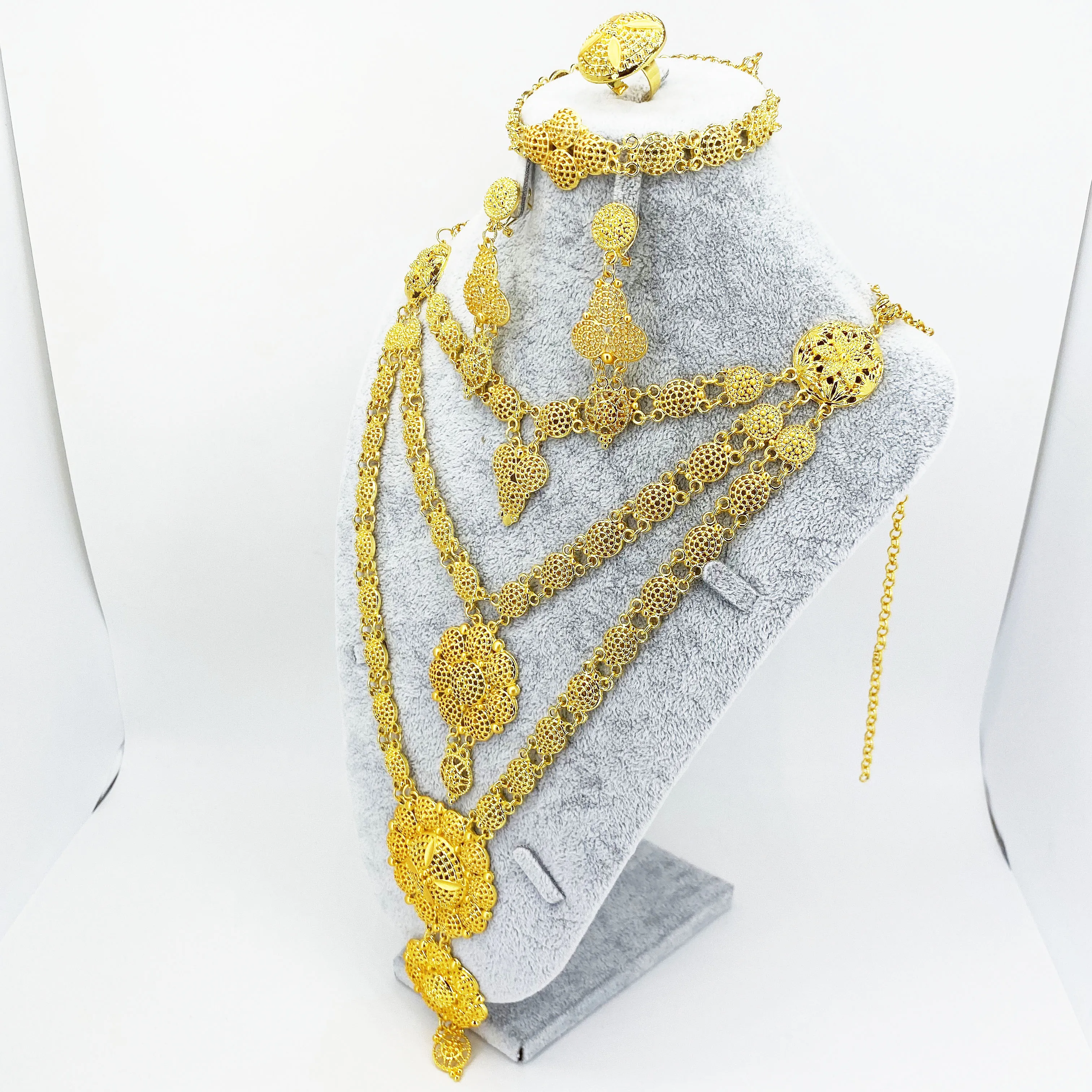 Noua moda en-gros bijuterii set este mai luminos dubai bijuterii din aur pentru femei, petreceri aniversare și ziua de naștere, excursii