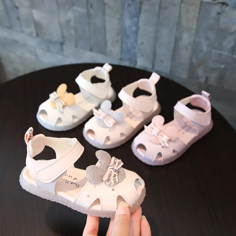2020 Vara Noi Copii, Sandale Fete Copil Adorabil Sută De Desene Animate Stralucitoare Pantofi De Plaja Autocolant Magie Moale Respirabil Sandale Pentru Copii