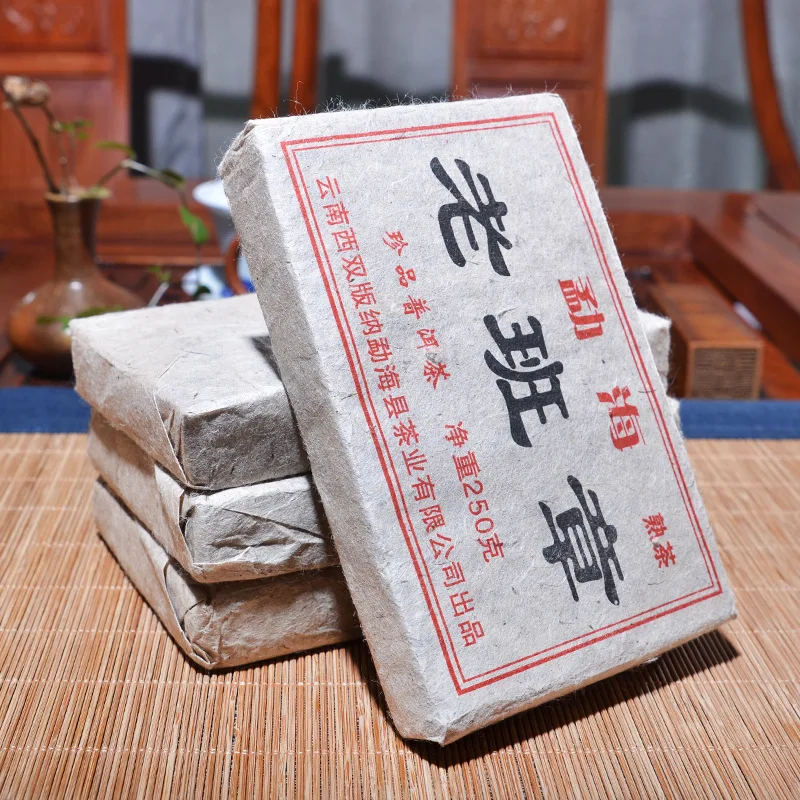 2012 Ani Chineză Ceai Yunnan Vechi Coapte Ceai Pu-erh 250g China Ceai de Îngrijire a Sănătății Ceai Pu ' er de Cărămidă Pentru a Pierde in Greutate de Ceai