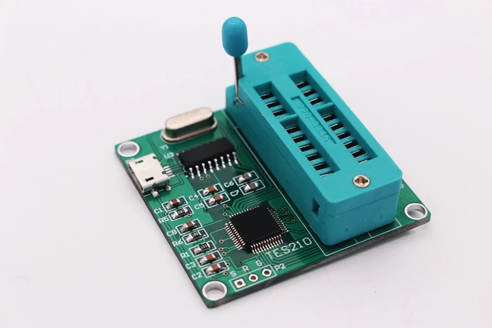 Noua versiune de USB circuit Integrat tester 7440 seria IC Analog chip poartă logică poate fi judecat.