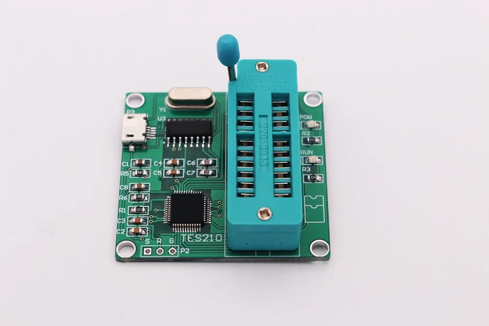 Noua versiune de USB circuit Integrat tester 7440 seria IC Analog chip poartă logică poate fi judecat.