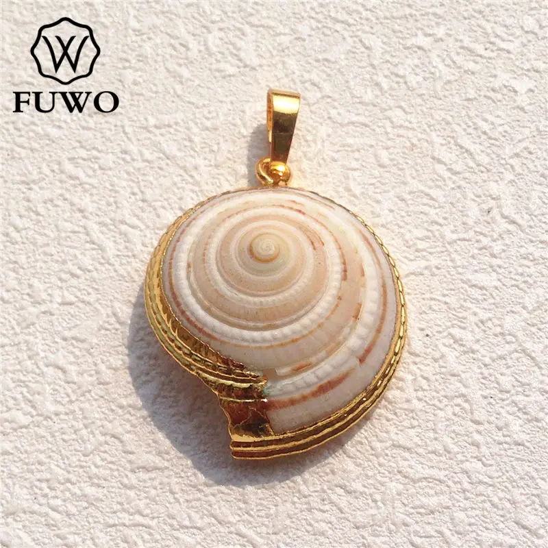 FUWO Trompeta Naturale Shell Pandantiv Aur de 24K prin Galvanizare Pe Centru Forate Spirală melcul de mare Shell Bijuterii Consumabile en-Gros PD535