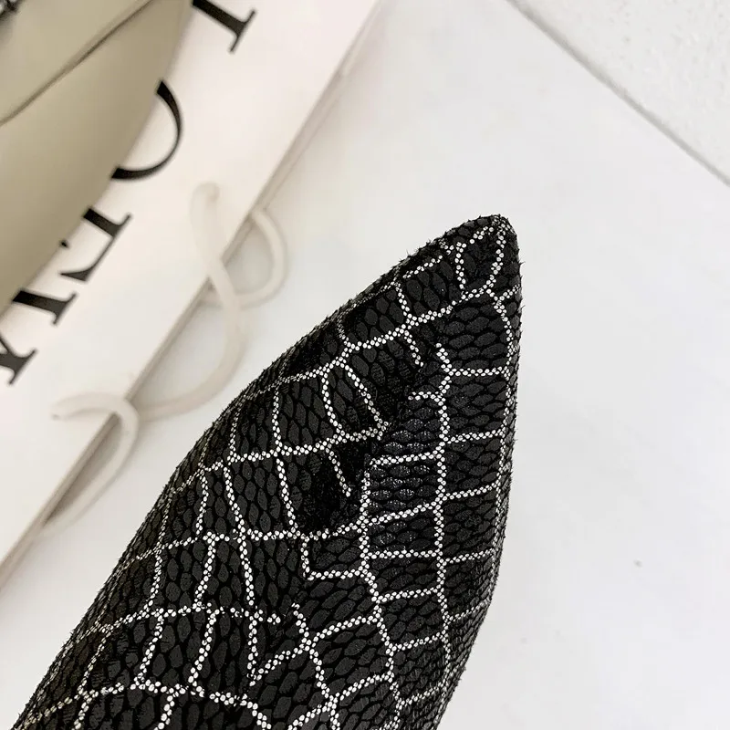 Femei cu Fermoar Papuceii Snake Print Glezna Cizme toc Pătrat de Moda a Subliniat toe Doamnelor pantofi Sexy 2019 Nou Chelsea Cizme Scurte Mujer