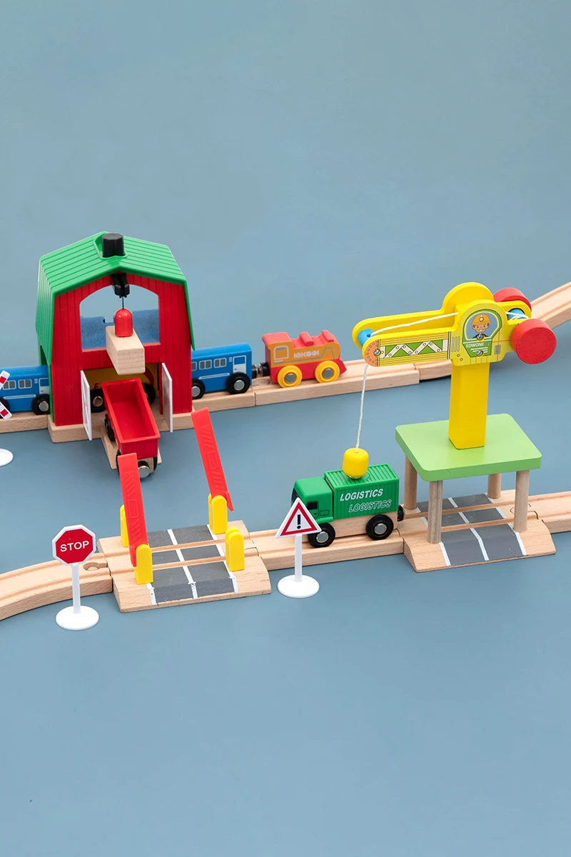 Tren din lemn Piesa de Lemn Set de cale Ferată În Puzzle-uri Cu prietenii Și Piese de Tranzit Feroviar Brio de Lemn de cale Ferată Jucării Pentru Copii Cadouri