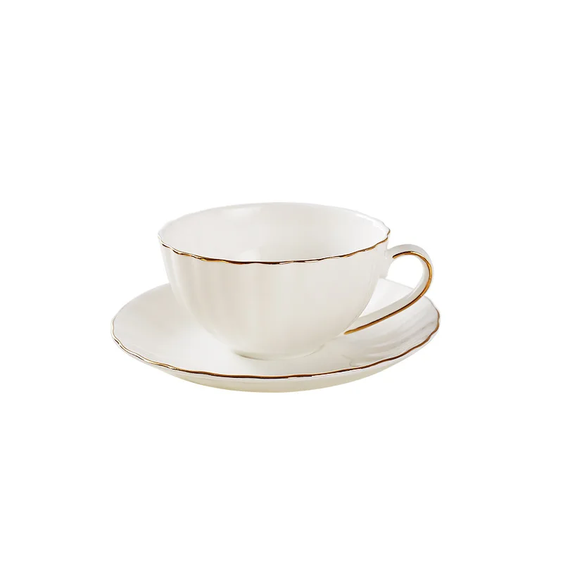 Aur De Lux Rim Ceramice Cana De Cafea Farfurie Set Ceai Lapte Cana De Petale De Ceașcă De Cafea Cu Mâner Britanic Ceașcă De Ceai Drinkware Cadouri Creative