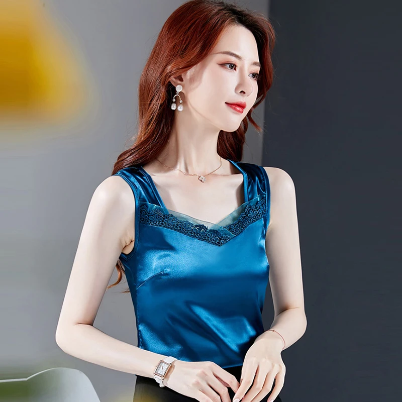 AOSSVIAO Mătase Neagră Rezervor Topuri pentru Femei de Vară fără Mâneci coreean V Adânc Gât Femei Top Satin Streetwear Feminin Lace Tank Top 2020