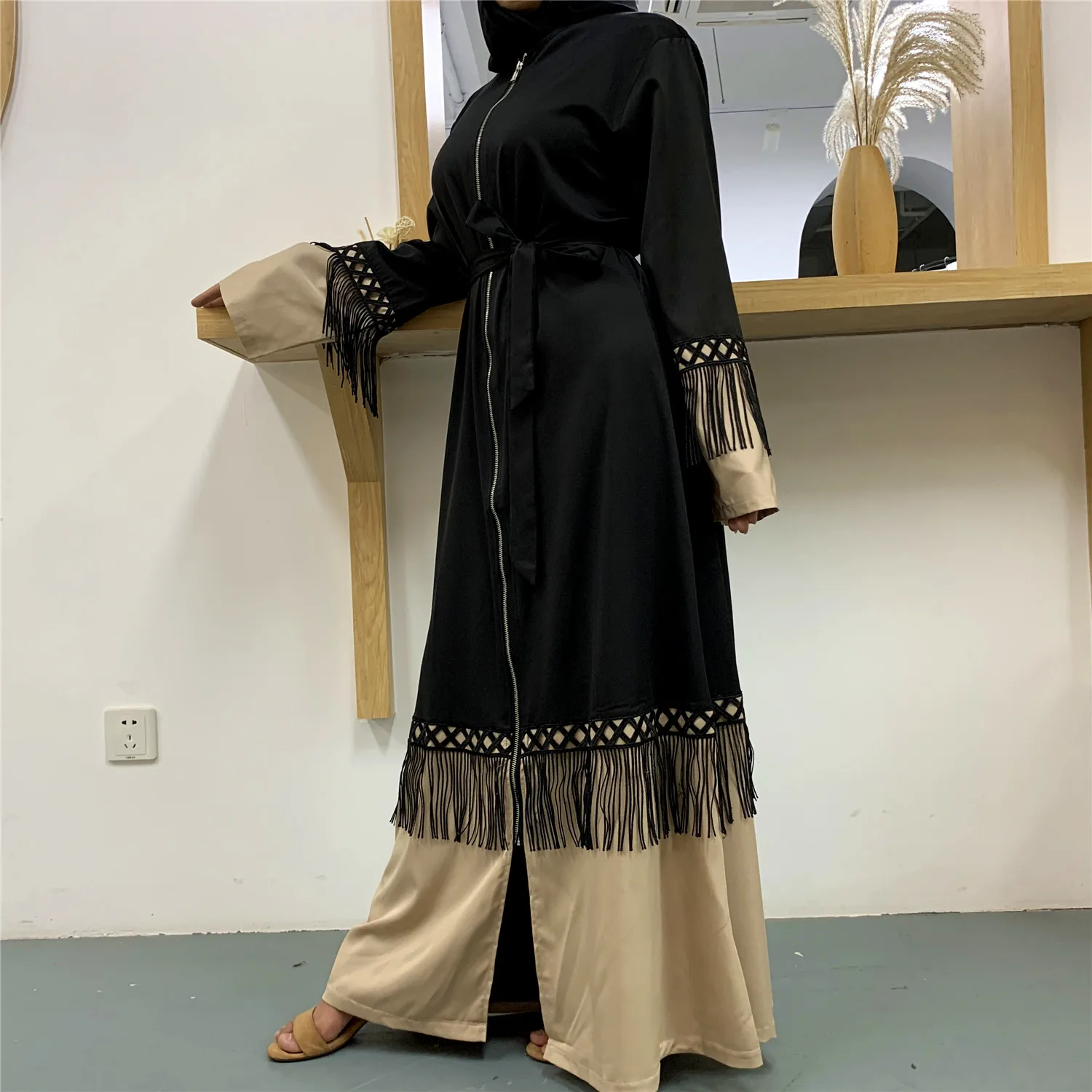 2020 Nou Haine Musulmane Față Fermoar Abaya Ciucuri Islamic Turcia Noua Moda Orientul Mijlociu Femei Închise Abaya În Dubai