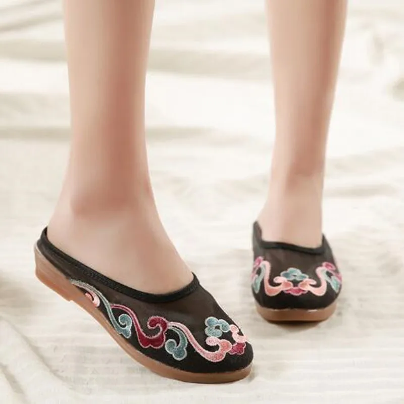 Femei Papuci De Plaja Aer Ochiurilor De Plasă De Vara Diapozitive Doamnelor Sandale Etnice Brodate Papuci De Casă Epocă Catâri Femeie Acasă Pantofi Plat Sandal