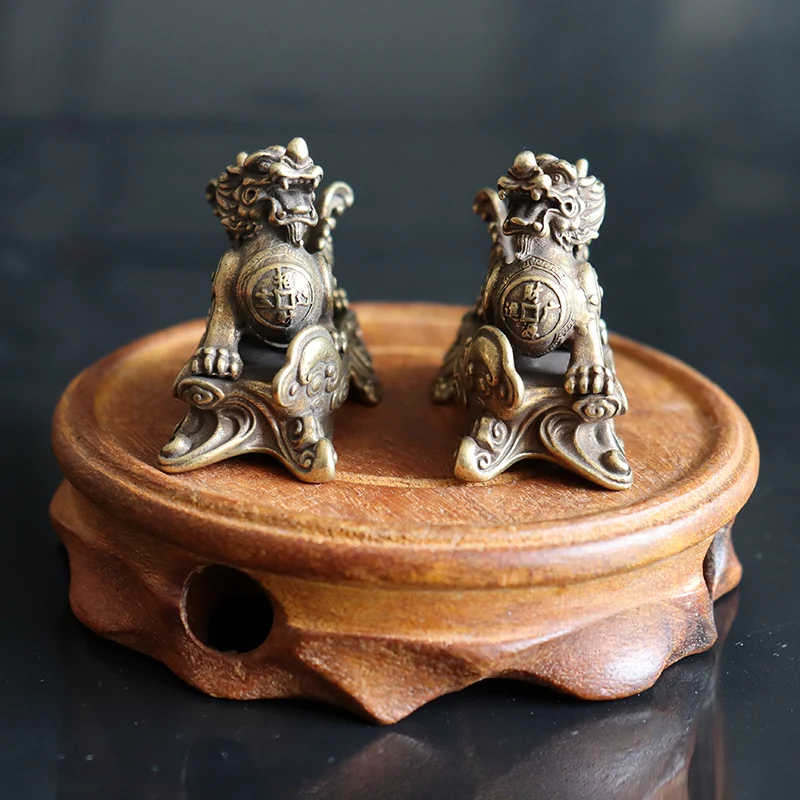 Bronz Antic Chinez Animal Mitic Statuie Mici Ornamente Vintage De Cupru 1 Pereche De Norocos Pixiu Cifre Birou Decoratiuni Ceai Animale De Companie