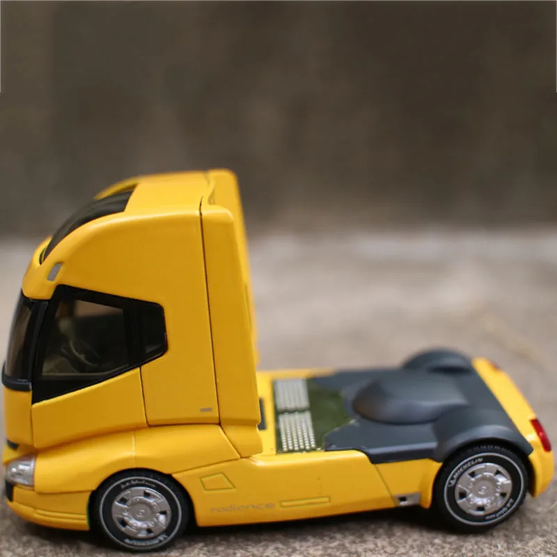 1/43 camion cap tractor simulare de turnare sub presiune din aliaj de model de vehicul colectare decor de opera de arta pentru copii mașini de jucărie cadou de afișare
