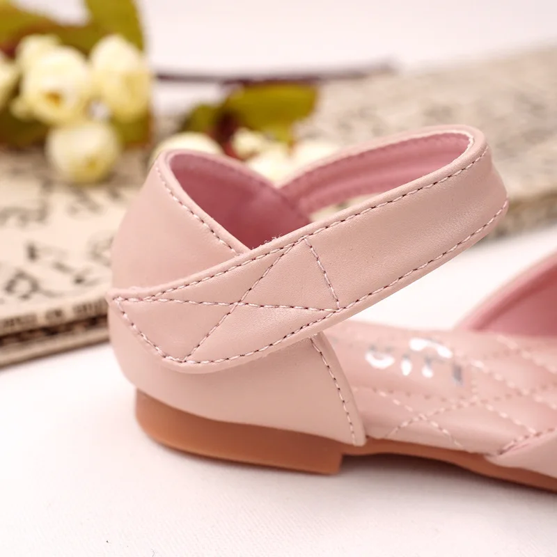 Coreean Floare de Fată de Moda Sandale din Piele de Fildeș Margele Drăguț Perla Mica Printesa Acasă Pantofi Guangzhou Non-alunecare Pantofi de Plaja