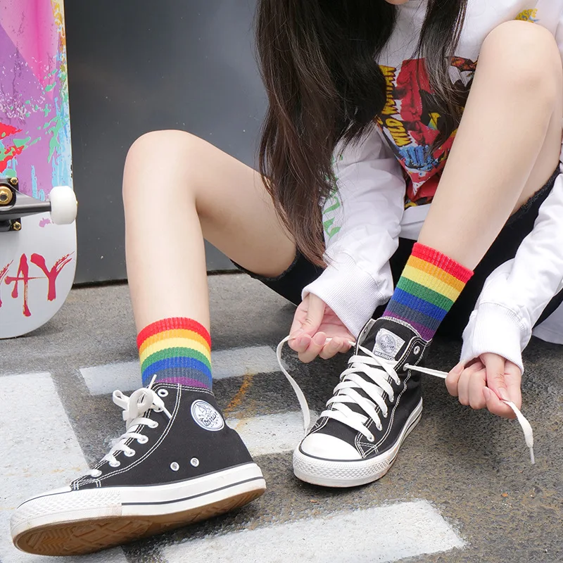 Curcubeu colorat Șosete Sosete pentru Femei Dungi Japoneză Șosete Lungi Tendințele Strada coreea Bomboane de Culoare de Vară Subțire